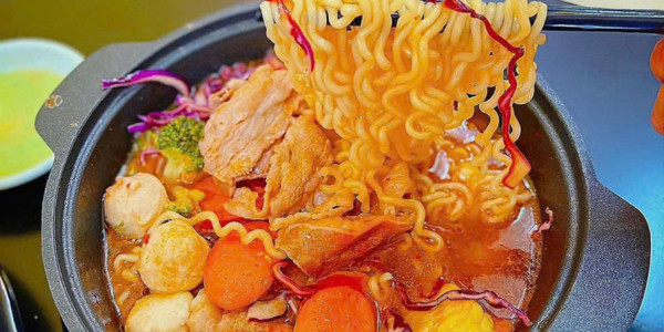 Green Tea - Mì Cay, Tokbokki & Ăn Vặt - Đường 30/4