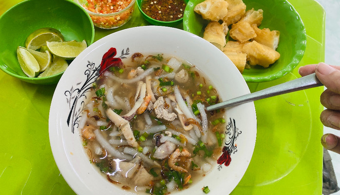 Bánh Canh Bột Xắt Ý Nhung - Bánh Canh - 74 Nguyễn Thị Minh Khai
