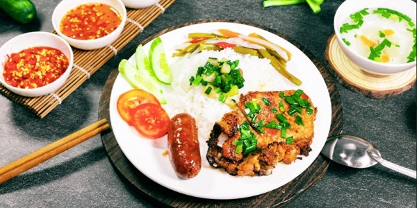 Cơm Tấm Gia Phú - Võ Văn Tần