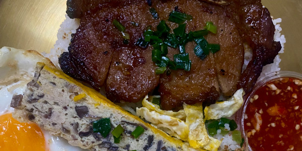 Cơm Tấm Sài Gòn - RUA - Cách Mạng Tháng 8