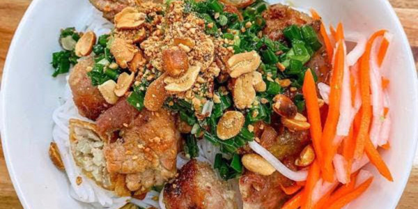 BÚN THỊT NƯỚNG - TRẦN ANH