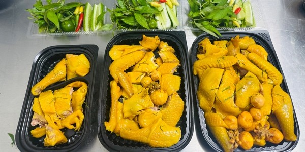 Cô Huyền - Cá Viên Chiên & Ăn Vặt