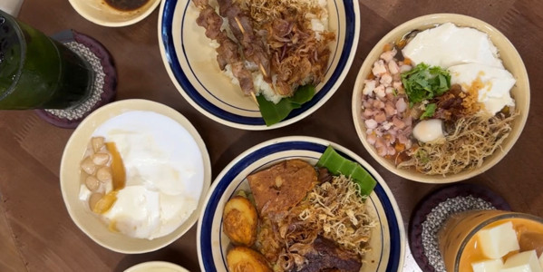 Nhà Nhỏ - Xôi Thịt Kho, Súp & Nước