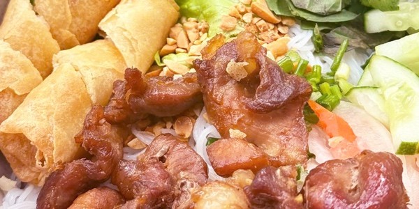 Bún Thịt Nướng Cây Khế
