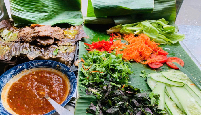 Ăn Sáng Mộc - Bánh Mì, Bò Kho & Cháo Hàu - Nguyễn Công Trứ