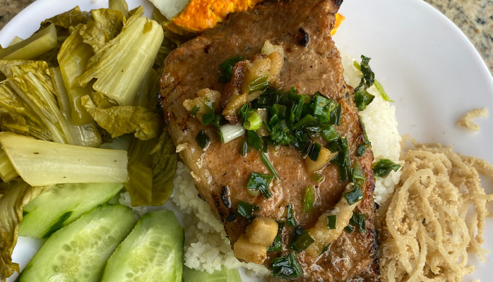 Cơm Tấm Sườn Nướng - Thoa Hậu - Lê Thanh Nghị