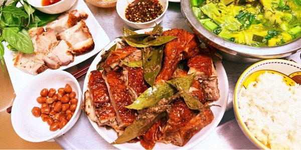 A Báo Nguyên - Vịt Quay Bắc Kinh & Lợn Quay Bắc Kinh - 184 Định Công Thượng