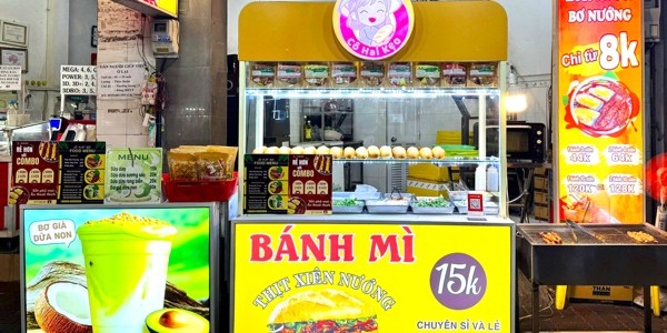 Bánh Mì Thịt Xiên Nướng, Bánh Mì Bơ Nướng Phô Mai & Bơ Già Dừa Non - Cô Hai Kẹo - Lê Hồng Phong
