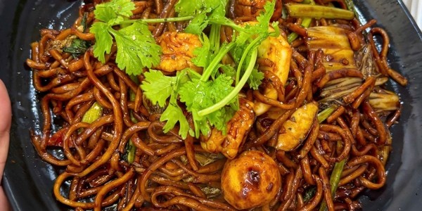 Long Ký - Cơm Chiên Phủ Trứng & Hủ Tiếu Mì Xào