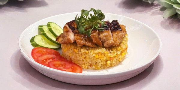 Brux - Captain - Trần Quốc Hoàn