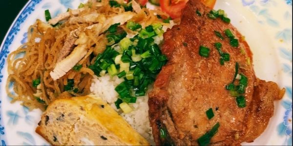 Cơm Tấm Cô Ba - Cơm Tấm Sườn Bì Chả Ốp La - Lưu Hữu Phước