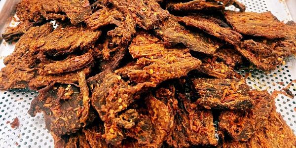 Tiệm Khô Ngon Bá Cháy