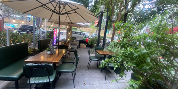 AndMe CAFÉ - Cafe, Sinh Tố & Nước Ép Trái Cây - Phố Tây 1